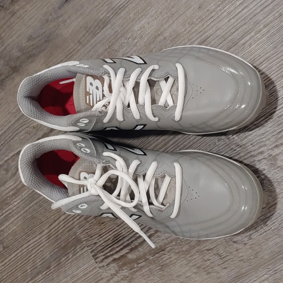 New Balance 4040v5 Metal Baseball Cleats - Picture 2 of 4